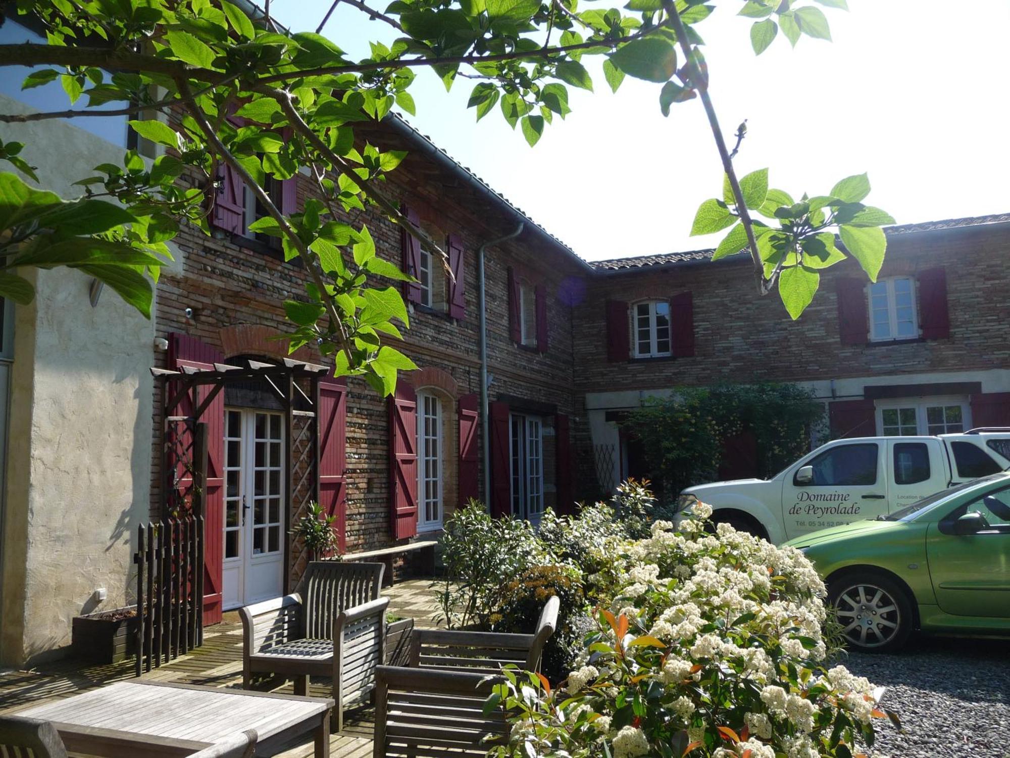 Logis Domaine De Peyrolade Bed & Breakfast Daux Ngoại thất bức ảnh